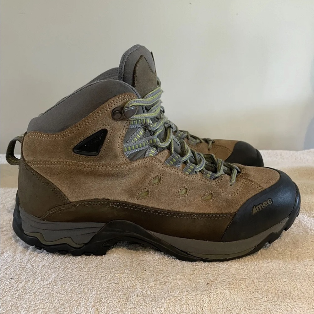 MEC Brown and Gray Lace-Up Hiking Boots